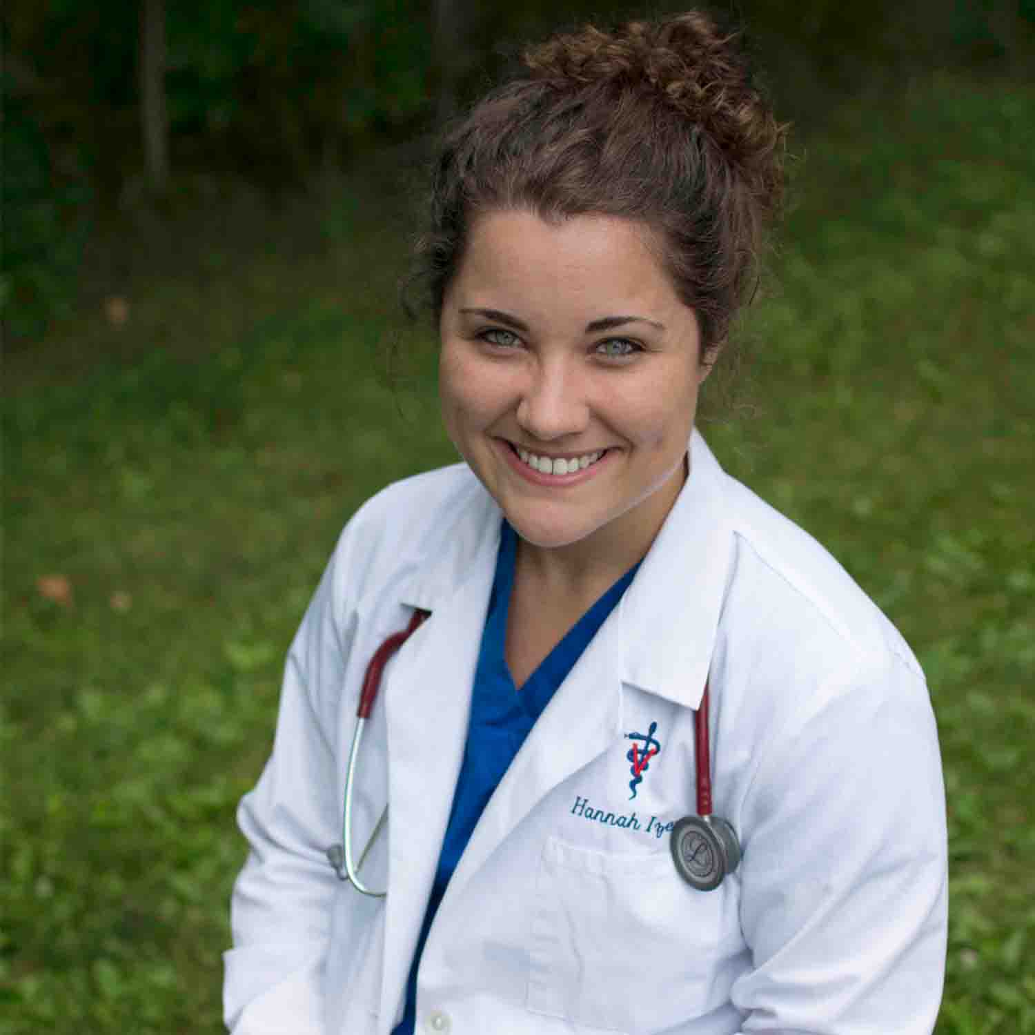 Dr. Hannah Izer Dr. Hannah Izer